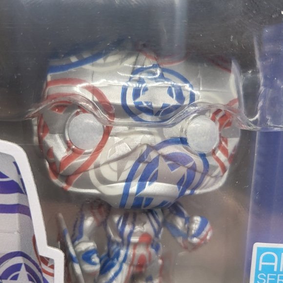 Marvel Avengers Captain America Art Series Target Exclusive Funko Pop - Picture 7 of 9